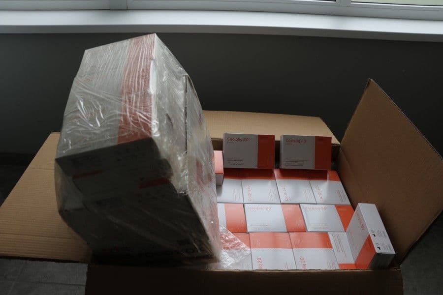 Полтавські медзаклади отримали гумдопомогу від Франції