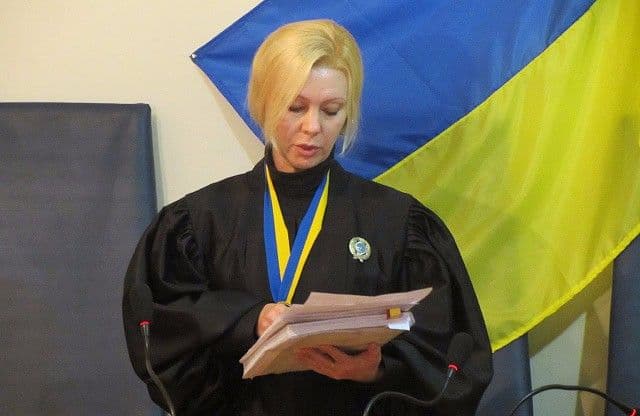 Суддю Полтавського райсуду із незадекларованим житлом та землею відправили у відставку