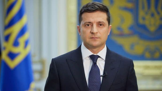 Зеленський пообіцяв створити економічні паспорта для українських дітей