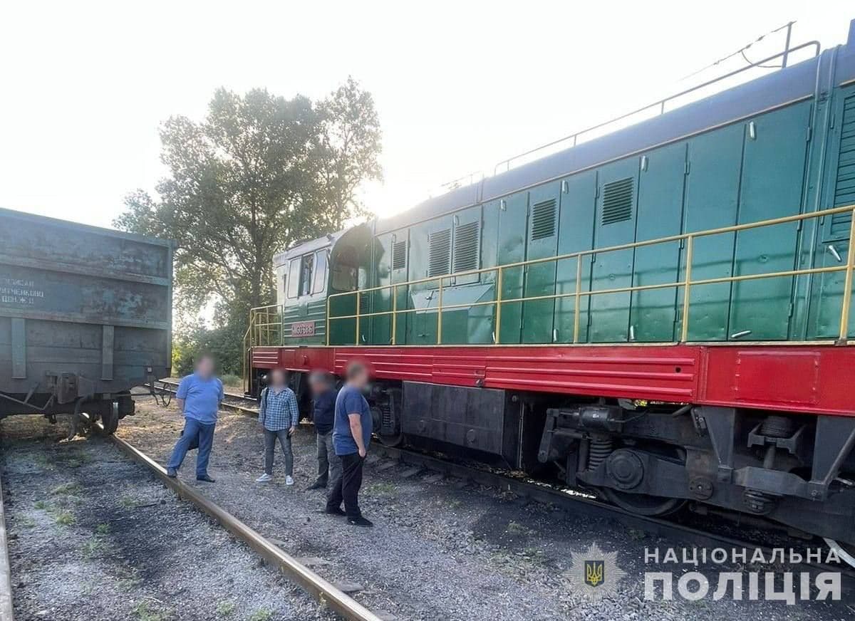 Працівники «Укрзалізниці» на Полтавщині викрали пальне з локомотивів на півмільйона гривень
