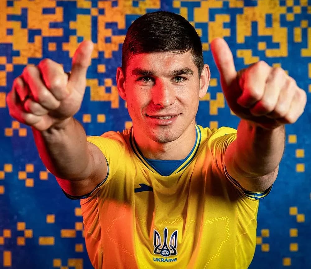 Футбольний скандал: росТВ цензуруватиме форму української збірної