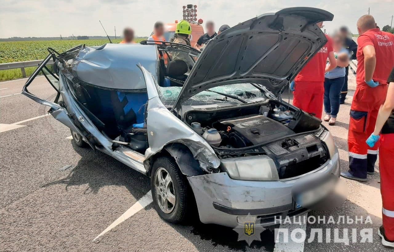На Полтавщині у ДТП загинула 19-річна дівчина