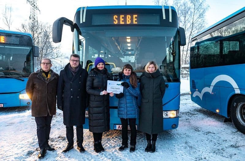 Естонія відправила Полтаві автобуси та партію генераторів