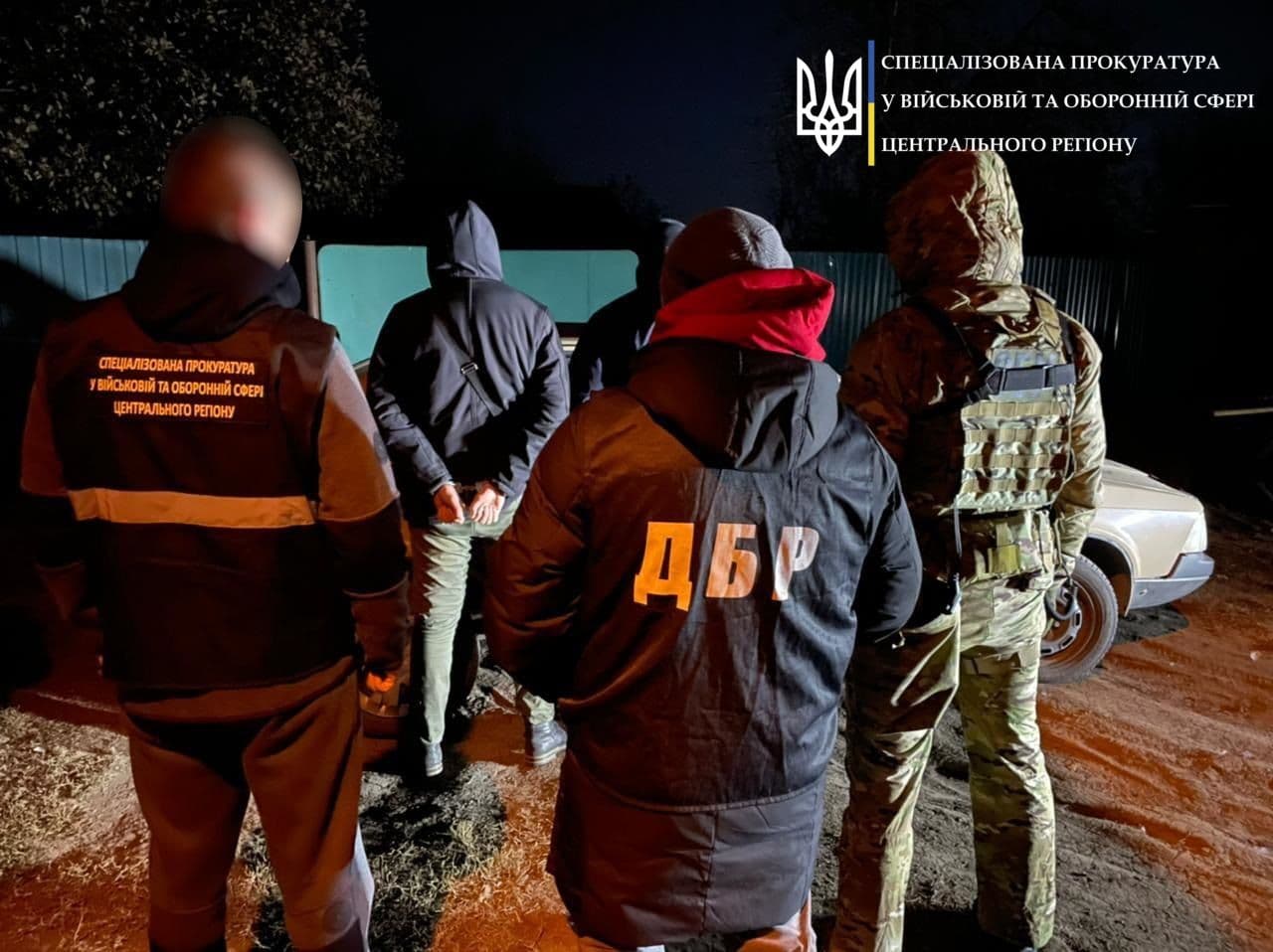 Поліціянти з Полтави отримали тисячу доларів хабаря