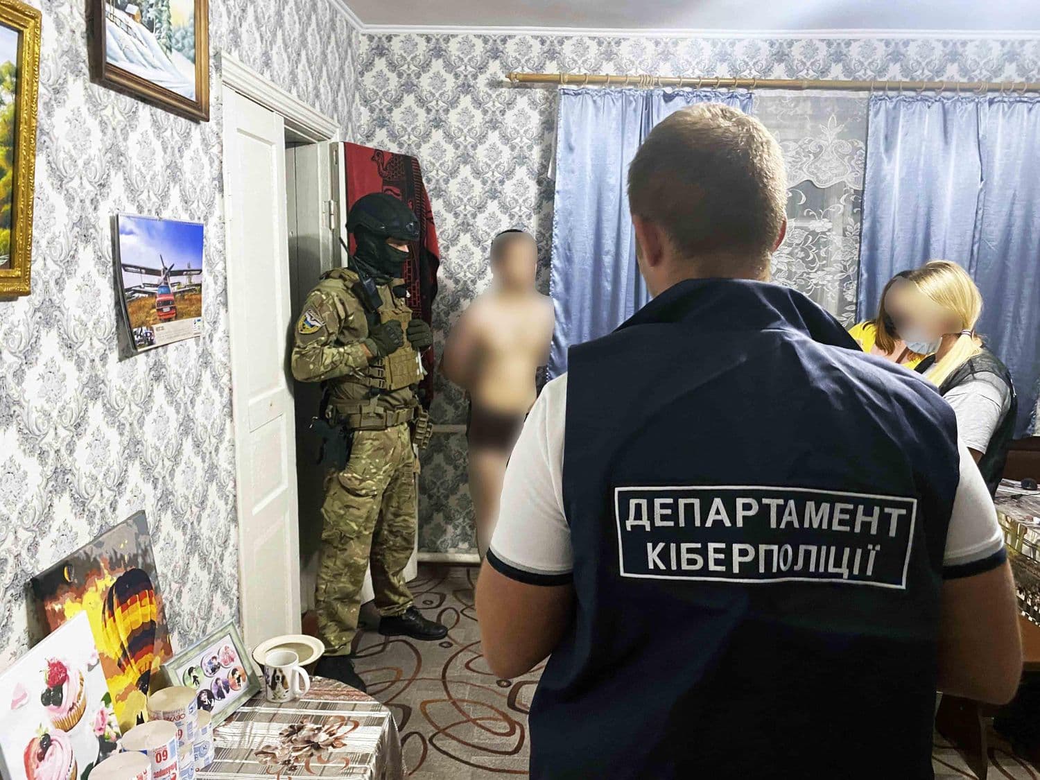 На Полтавщині затримали педофіла, який ґвалтував 6-річного сина співмешканки