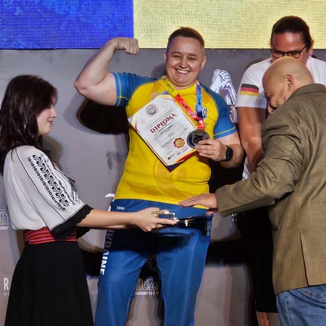 «Злив» персональних даних та перемога військової з Полтавщини — головне за 21 серпня