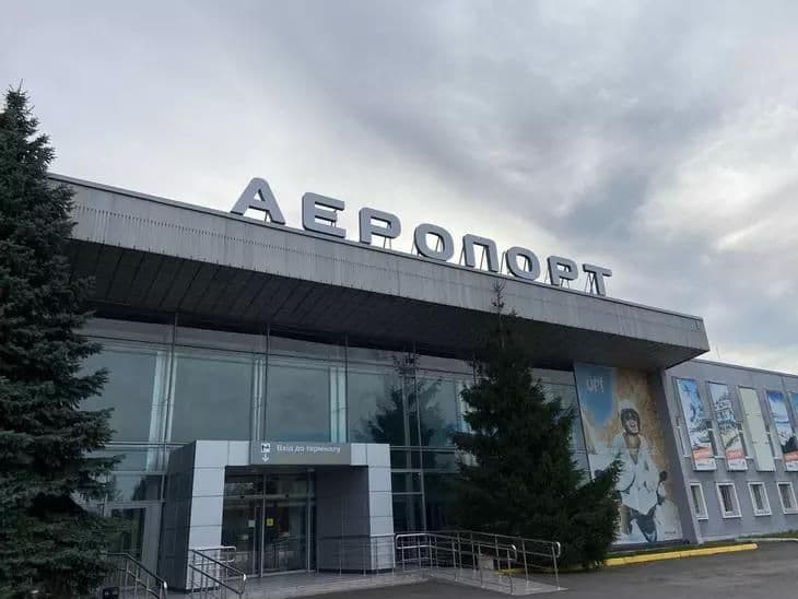 Жінки, що наближають перемогу та Полтавський аеропорт — головне за 8 березня