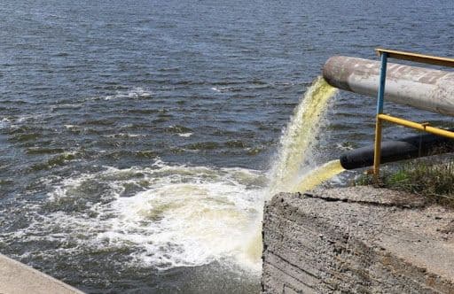 Підприємство скидувало нечистоти до Кременчуцького водосховища