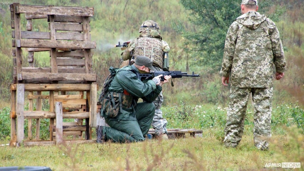 На Полтавщині пройшли польові збори військових інструкторів