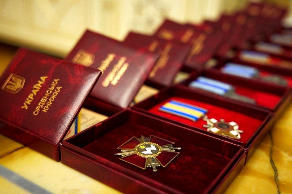 Президент нагородив посмертно захисників з Полтавщини
