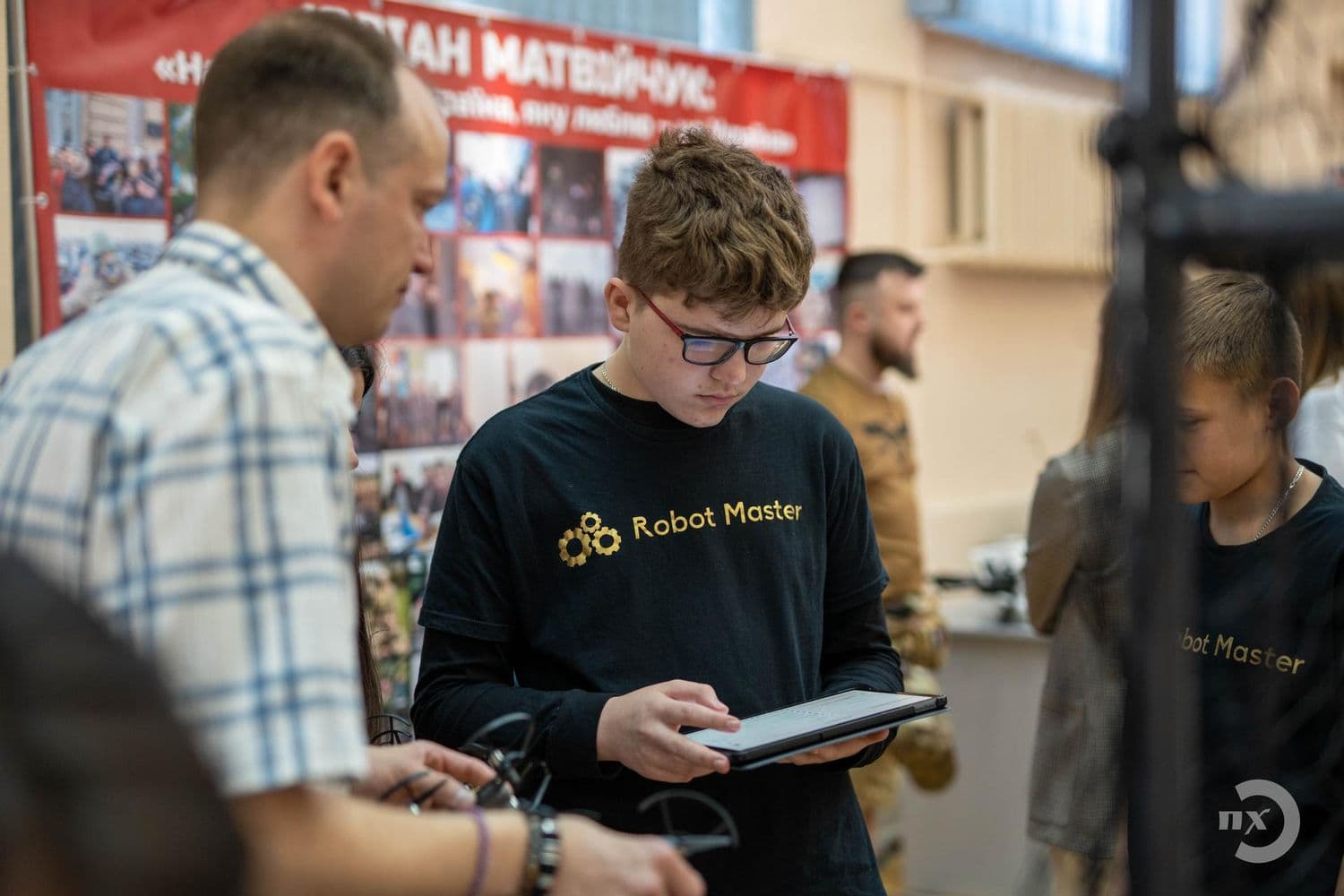 У Полтаві пройшли змагання з повітряної робототехніки імені Юліана Матвійчука (фото)