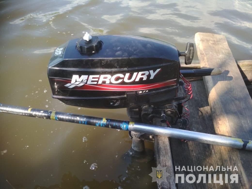 На Миргородщині чоловік намагався викрасти човен: його затримали