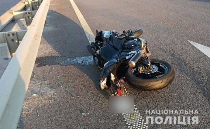 Під Івашками насмерть розбився мотоцикліст — прокурор Глобиного (фото)