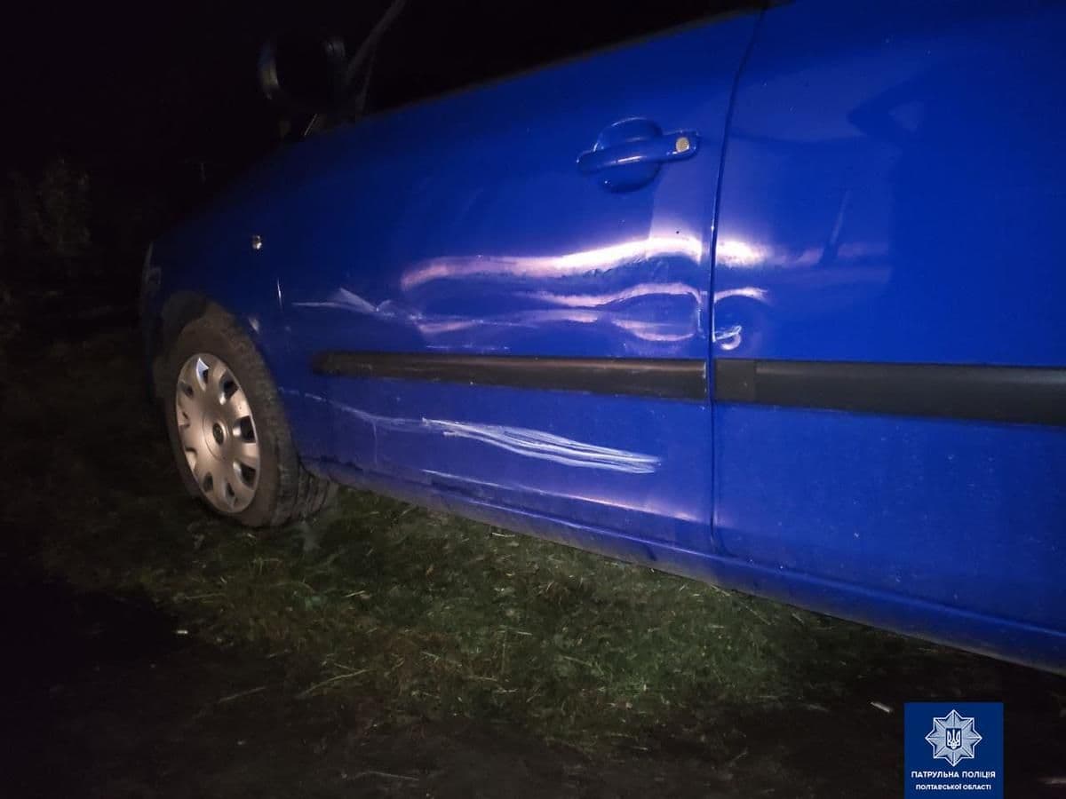 У Полтаві 22-річна водійка без прав наїхала на авто та втекла з місця ДТП