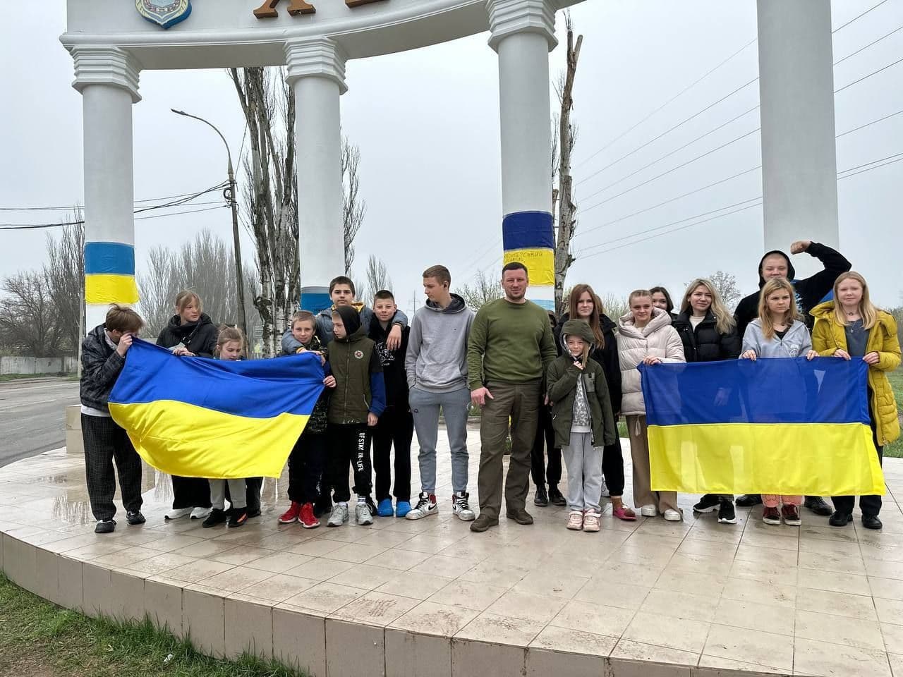 Україна повернула ще 24 дітей, яких незаконно вивезли окупанти