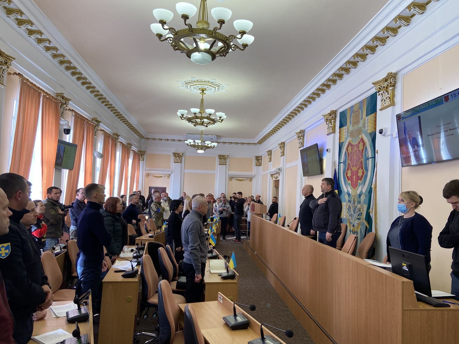 Сесія Полтавської міськради: бюджет-2022 (онлайн-трансляція)