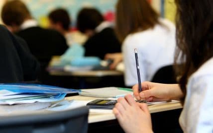 Хто зможе вступити до вишів Полтавщини дистанційно та без іспитів