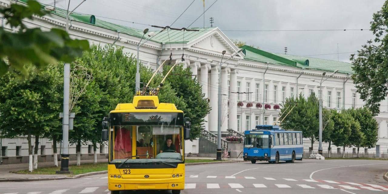 У Полтаві продовжили час курсування тролейбусів