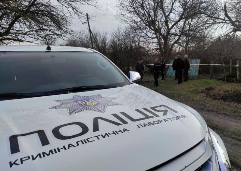Зарізала ножем під час сварки — на Полтавщині жінку підозрюють у вбивстві