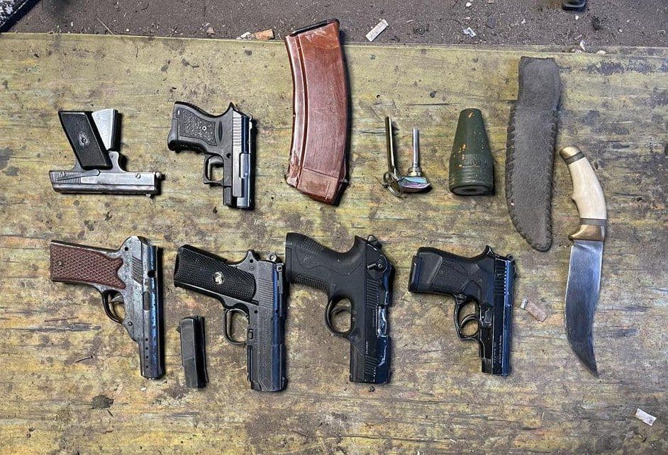 На Полтавщині в чоловіка знайшли зброю