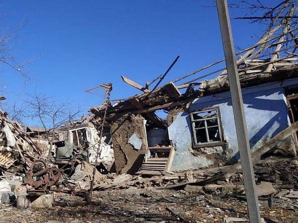 У селі на Сумщині російська ракета пошкодила понад 20 будинків