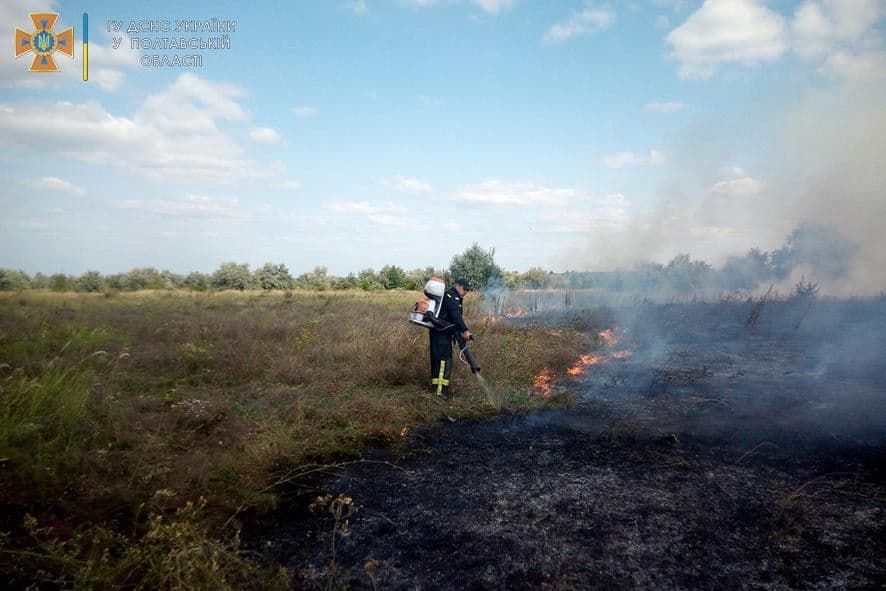 На Полтавщині рятувальники загасили 6 пожеж на відкритих територіях