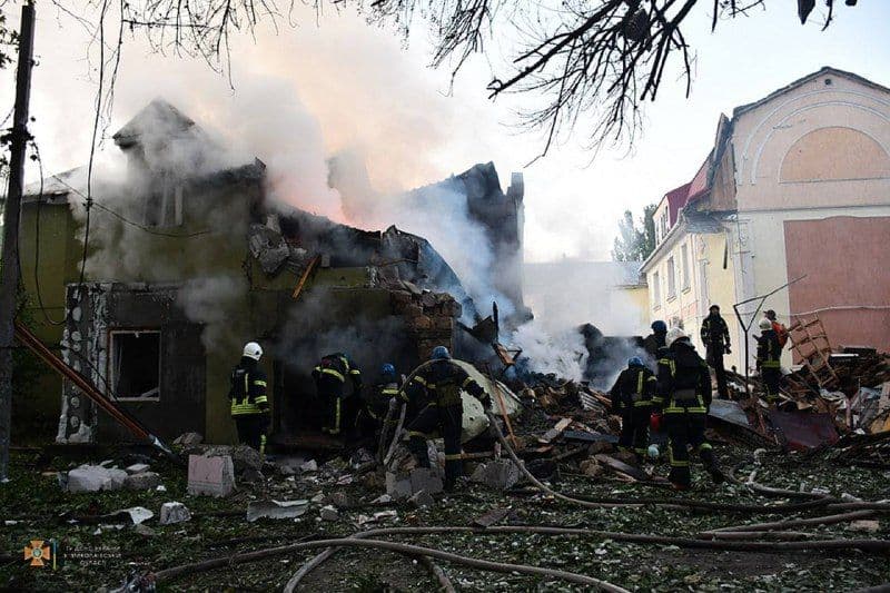 У Миколаєві масові обстріли: є постраждалі