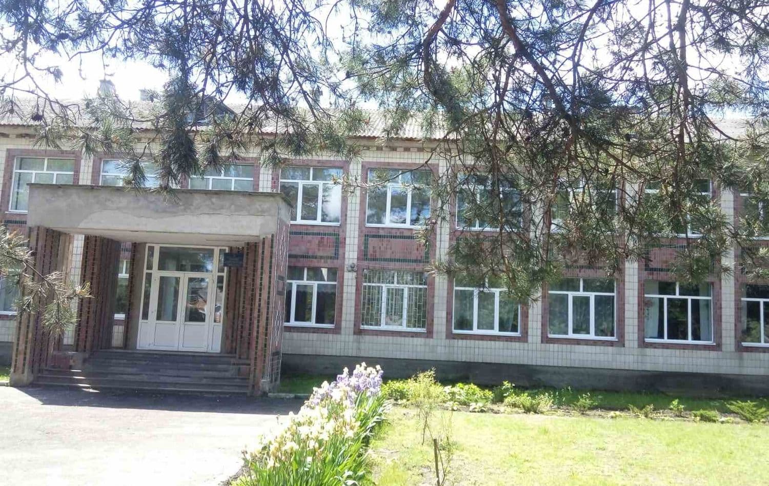 У Зіньківській громаді реорганізують 10 шкіл та гімназій