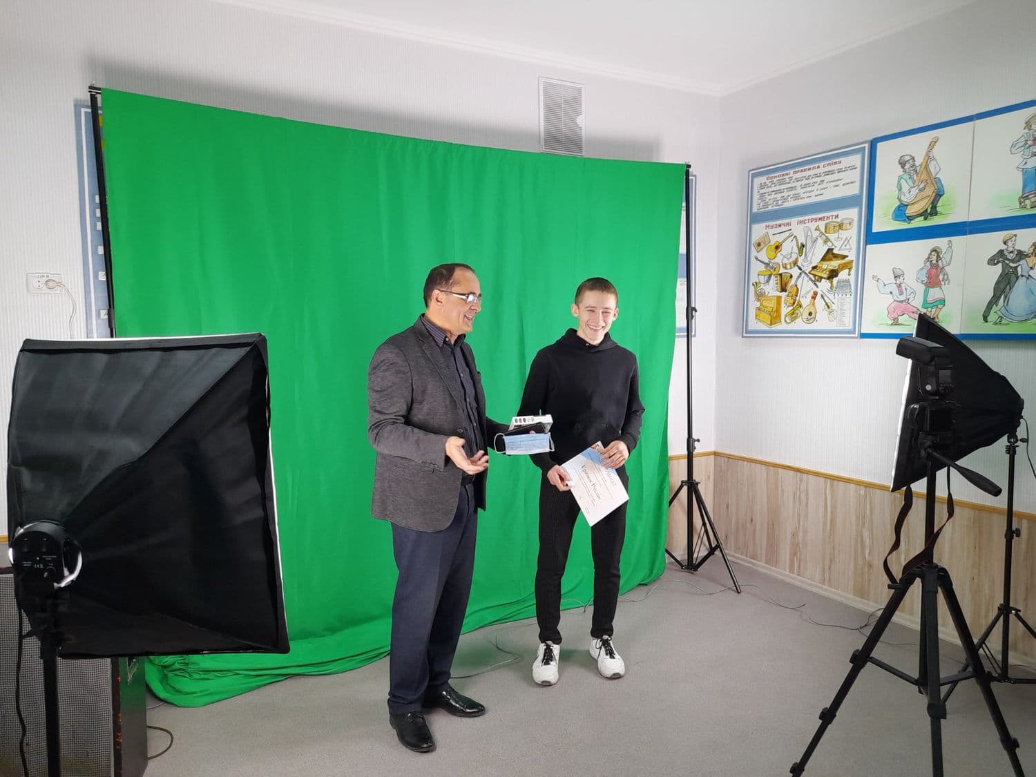 У Лохвицькій гімназії створили професійну фотовідеостудію