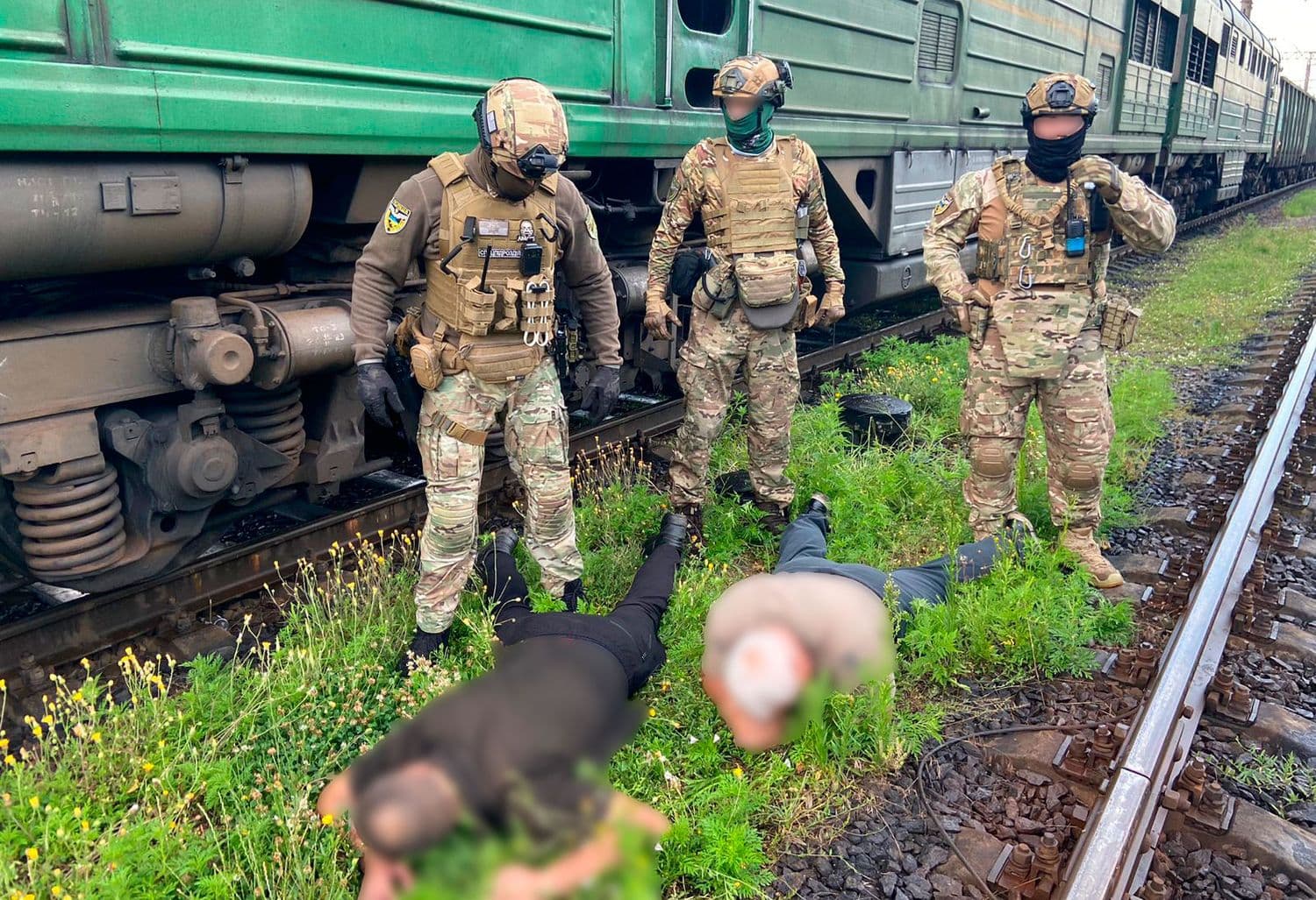 На Полтавщині судитимуть п'ятьох чоловіків, які зливали паливо з поїздів