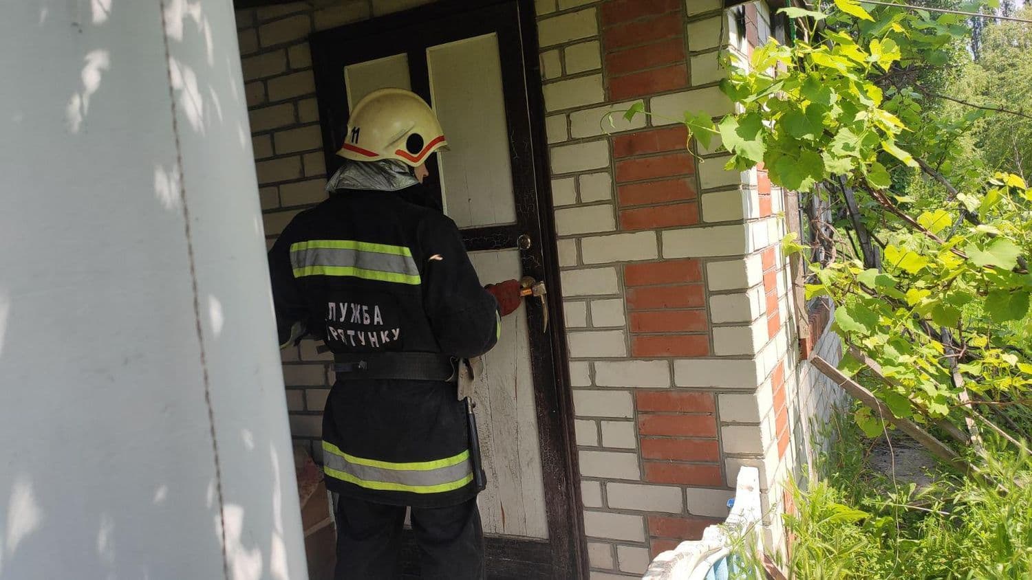 У Полтаві у власній квартирі знайшли тіла двох людей