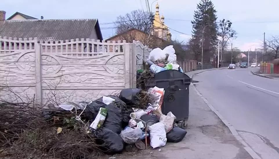 У громаді на Полтавщині перенесли вивіз сміття через негоду