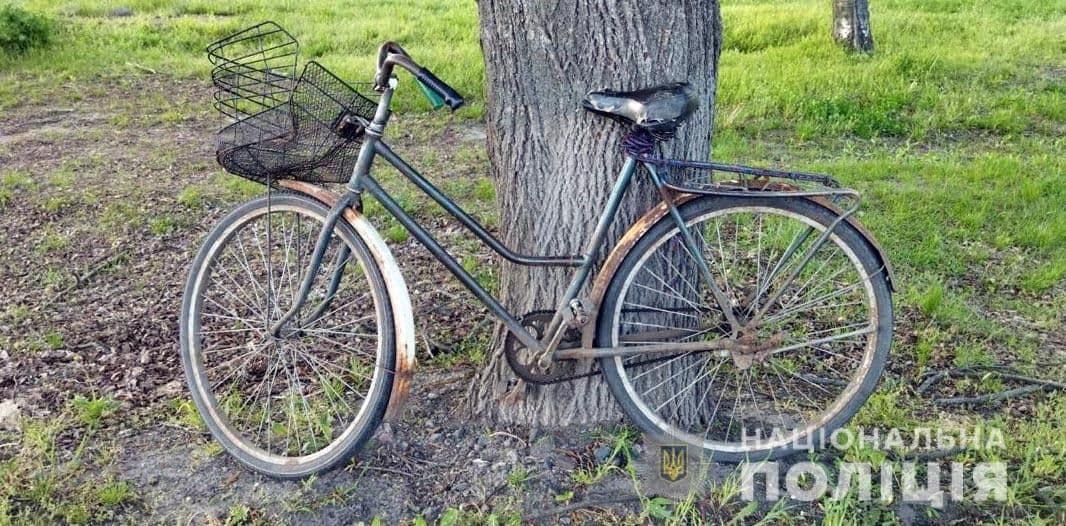 У Пирятині п'яний водій збив велосипедистку й втік