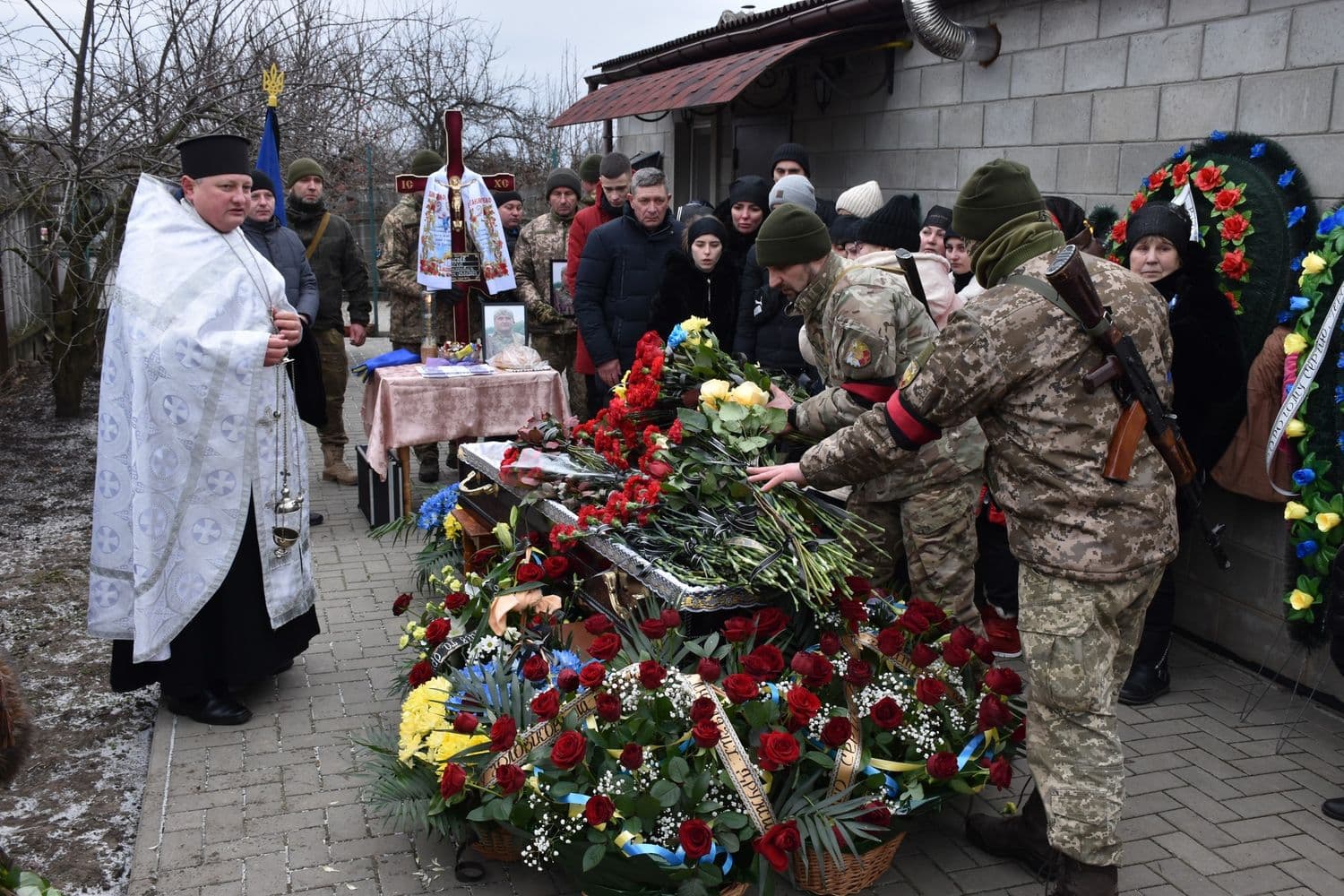 На Полтавщині попрощалися з Сергієм Сисоєвим, який загинув поблизу Соледара