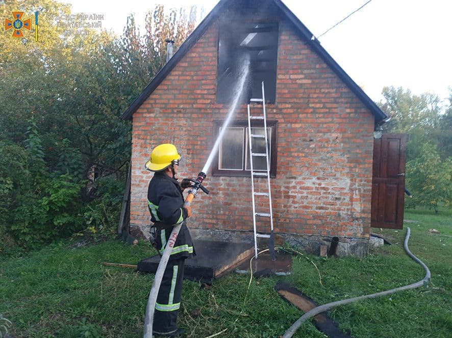 У Нових Санжарах горів будинок