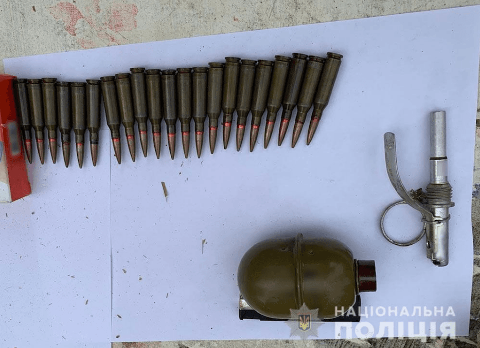 На Полтавщині чоловік зберігав вдома боєприпаси