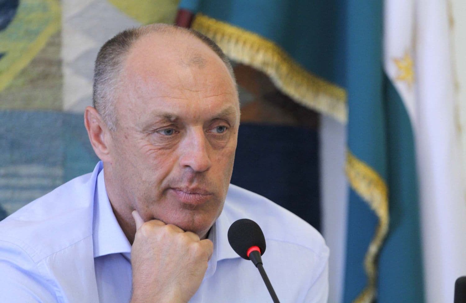 Міська рада витратить 700 тисяч гривень на вітальні листівки