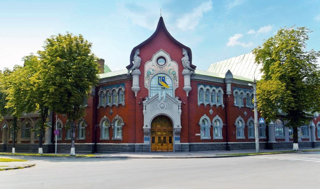 Правоохоронці знайшли мешканця Полтавщини, який повідомив про «замінування» будівлі СБУ
