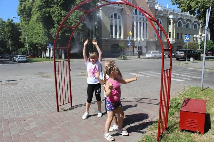 У Полтаві створили петицію за відключення туманоутворювальних арок