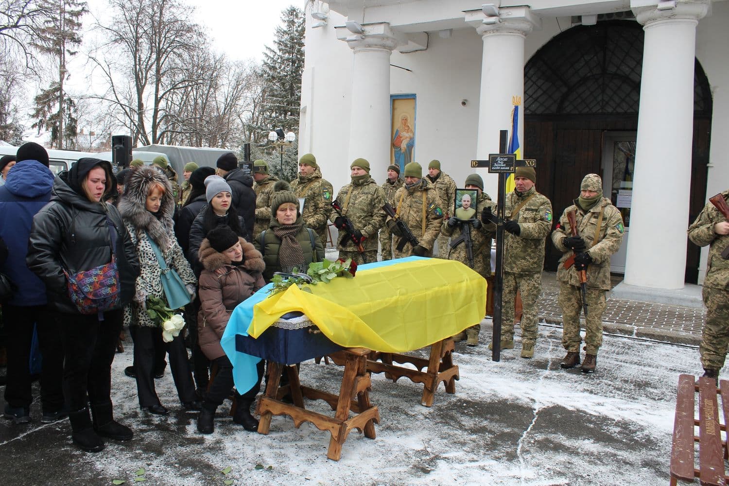 У Полтаві попрощалися з полеглими на війні захисниками