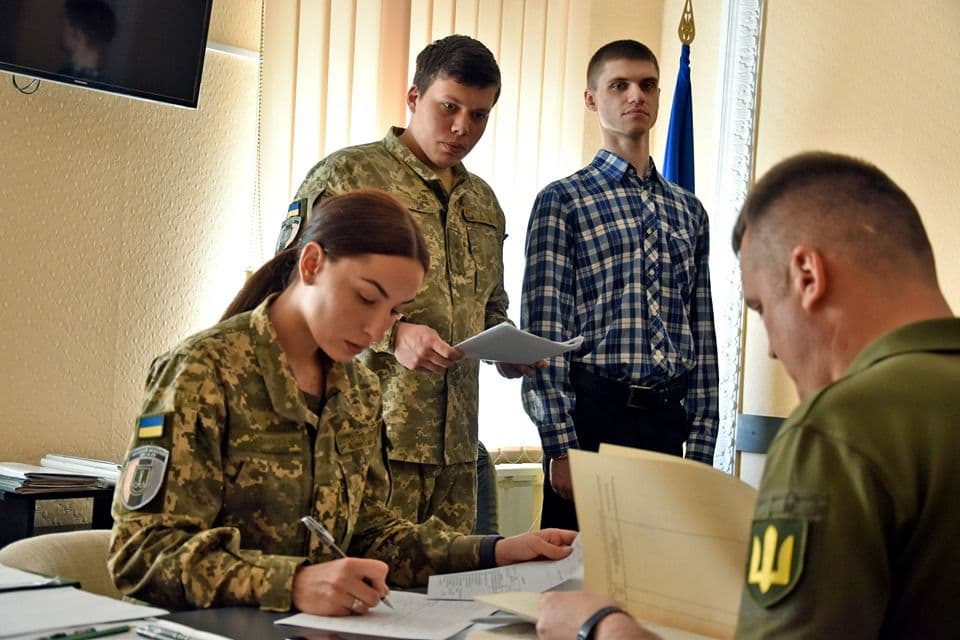 На Полтавщині розпочався призов офіцерів запасу на військову службу