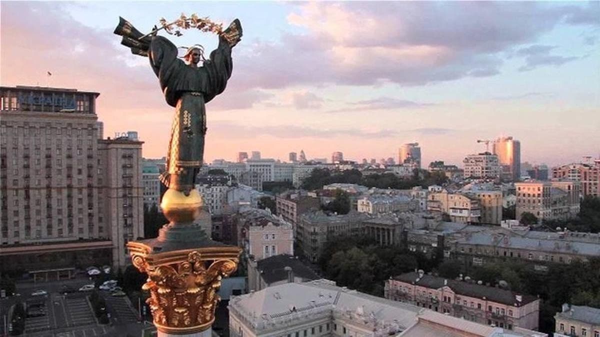 Окупанти втратили понад 30 танків і сотні одиниць техніки: свіжі зведення з фронтів