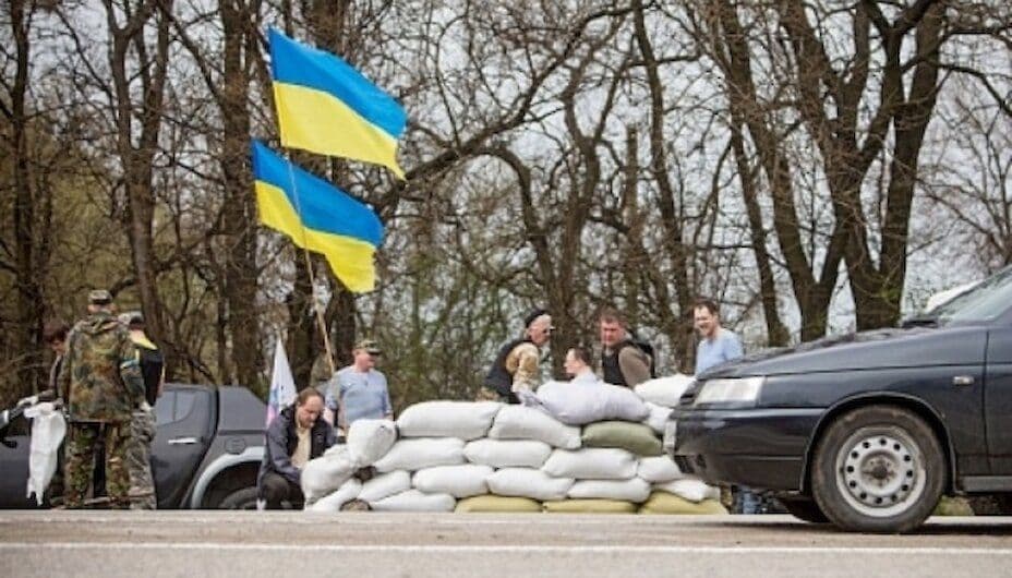 По всій країні встановлюють блок-пости: правила поведінки під час перевірки