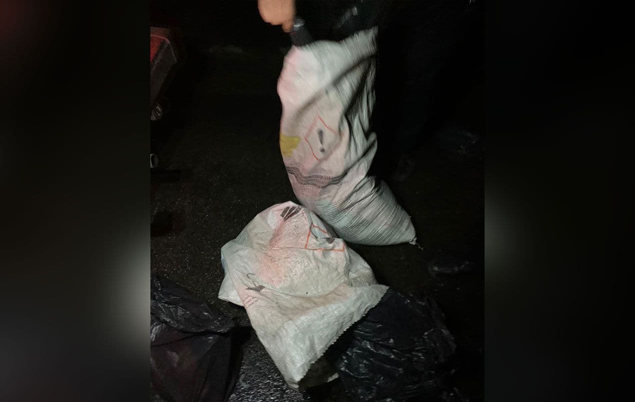 Два мішка м'яса невідомої тварини — на Полтавщині чоловік їздив полювати після комендантської без прав