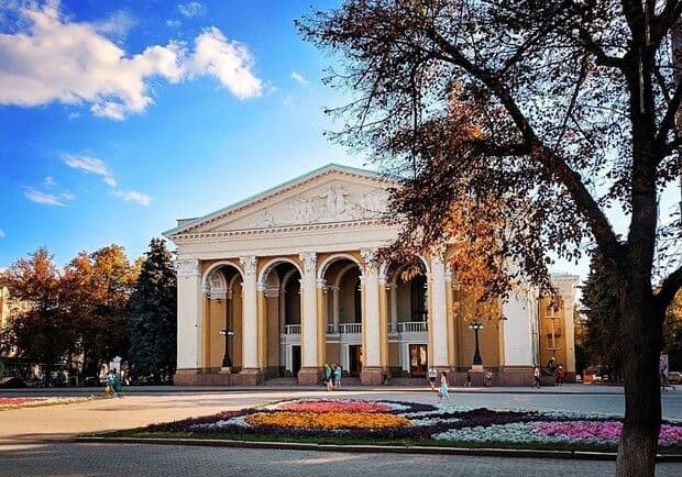 Міжнародний фестиваль « Молоко» розпочнеться з театру Гоголя