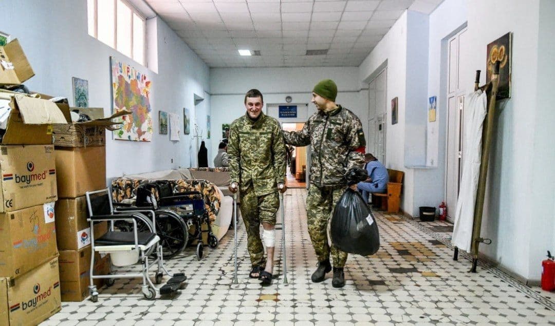 На Полтавщині збирають речі пораненим бійцям