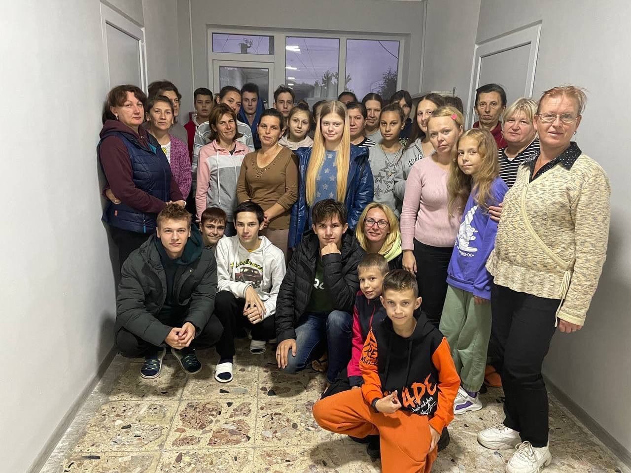 В Україну повернули дітей, яких примусово депортували окупанти