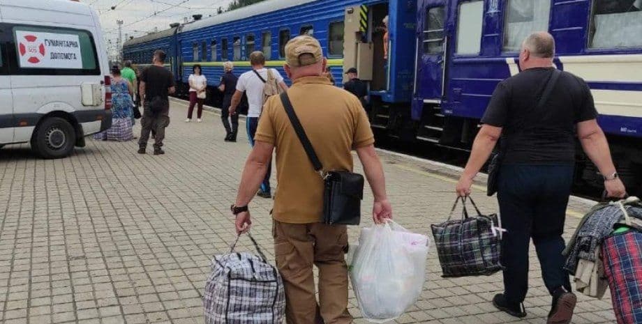 Жителів Донеччини евакуюватимуть до Полтавщини