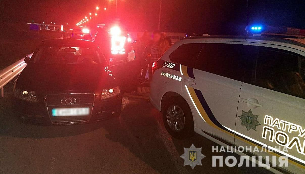Під Полтавою затримали чоловіка, який пограбував магазин та намагався втекти на вкраденій «Ауді»