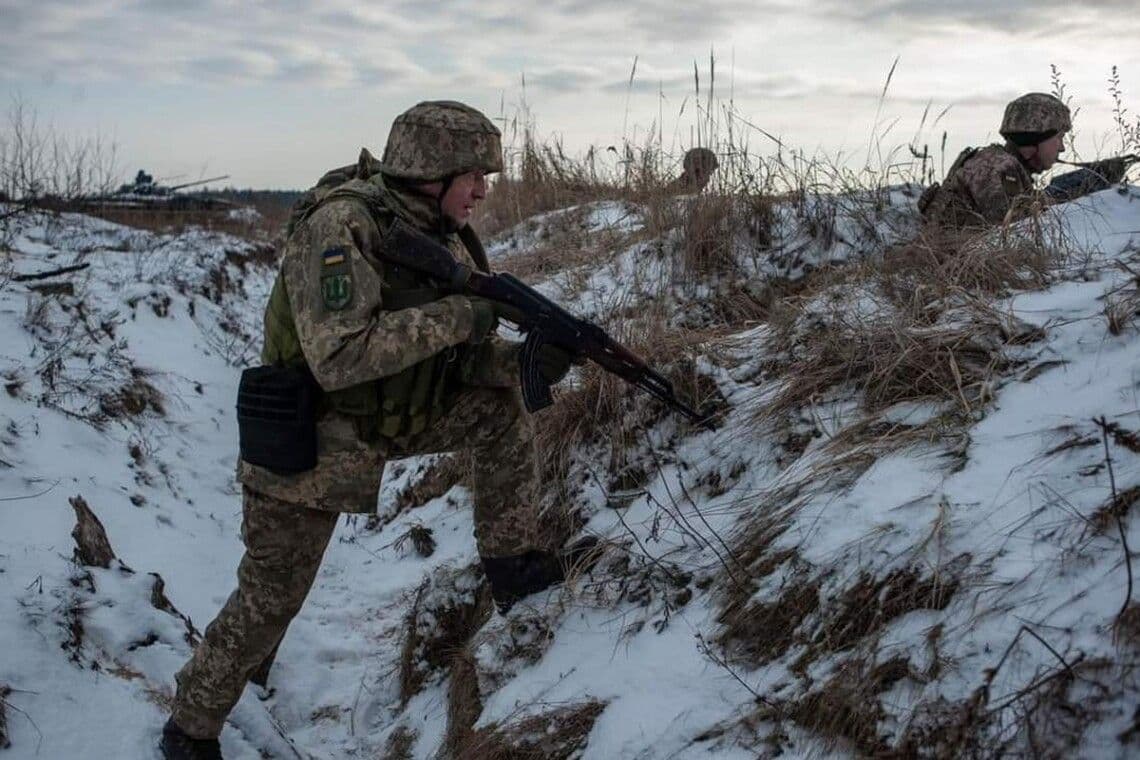ЗСУ відбили близько 100 атак ворога, а окупанти продовжують приховану мобілізацію — зведення Генштабу